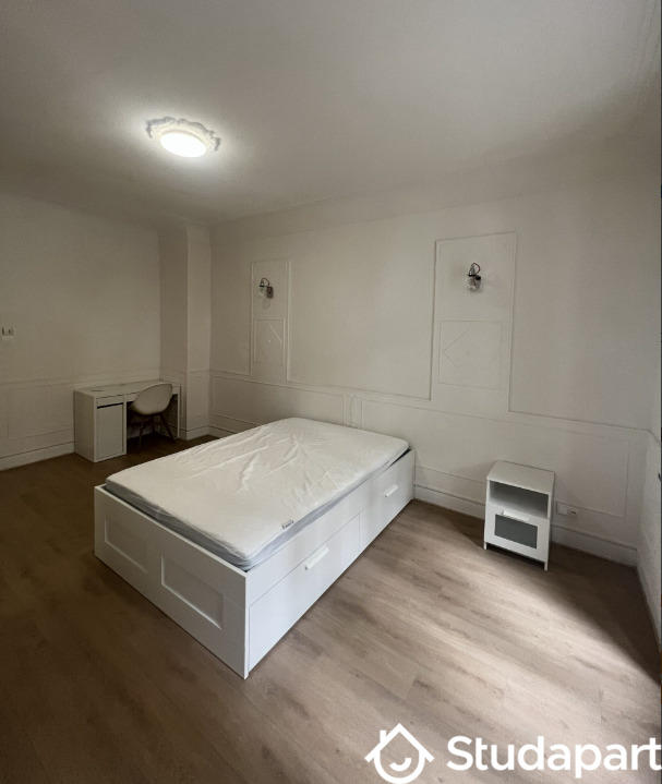 Chambre - 14 m² - 1 pièce