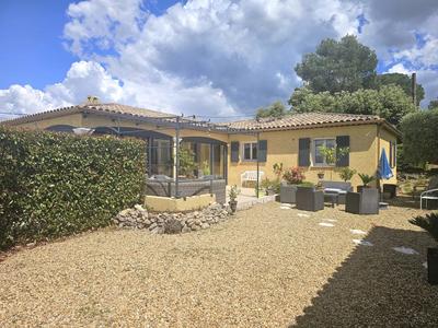 Villa - 130 m² - 5 pièces