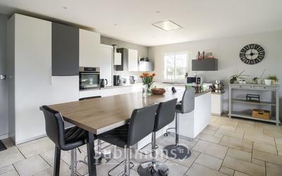 Maison - 153 m² - 4 pièces