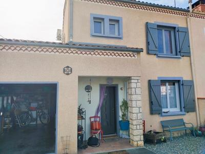 Maison - 95 m² - 5 pièces