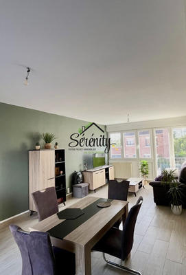 Maison - 90 m² - 5 pièces