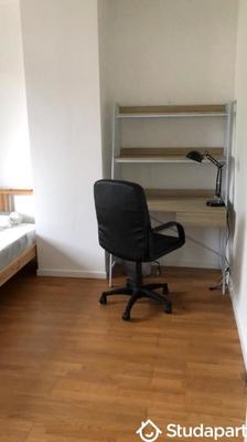 Chambre - 13 m² - 1 pièce