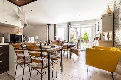 Appartement - 99 m² - 4 pièces