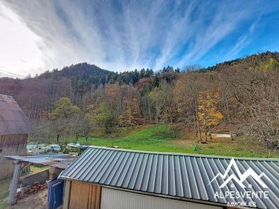 Appartement - 97 m² - 4 pièces