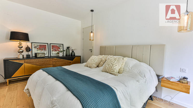 Maison - 187 m² - 5 pièces