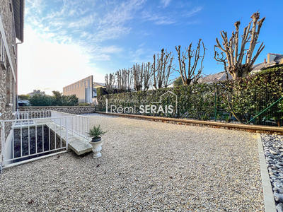 Appartement - 140 m² - 5 pièces