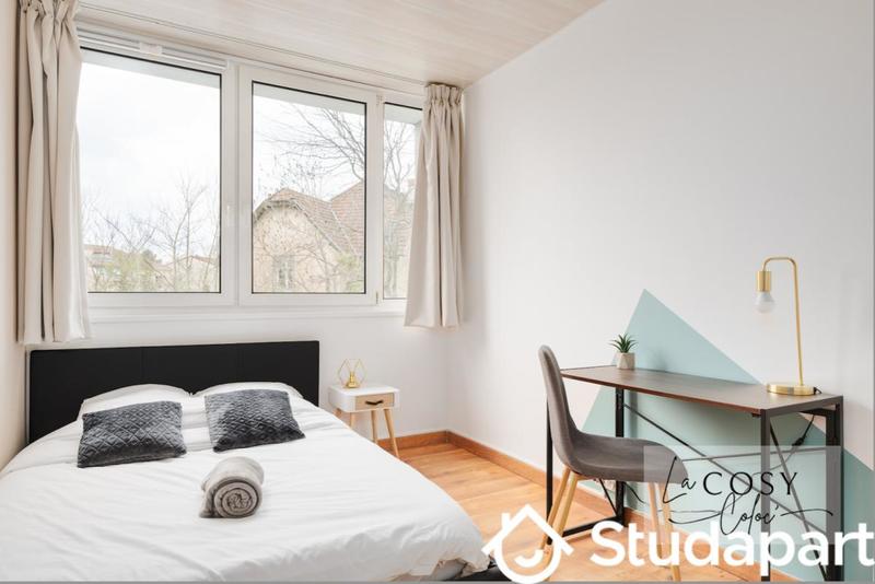 Chambre - 10 m² - 1 pièce