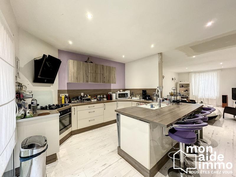 Maison ancienne - 166 m² - 6 pièces