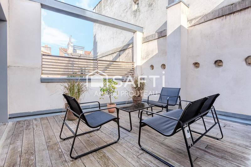 Appartement - 145 m² - 6 pièces