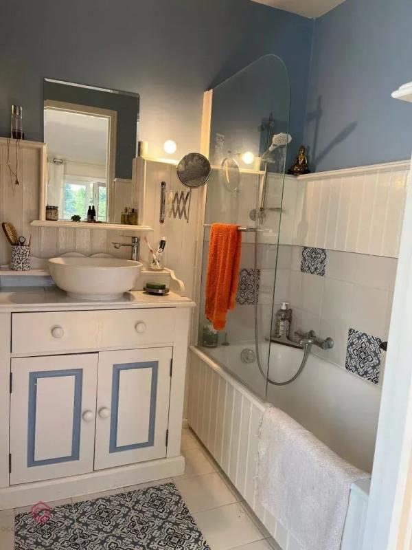 Propriété - 356 m² - 15 pièces