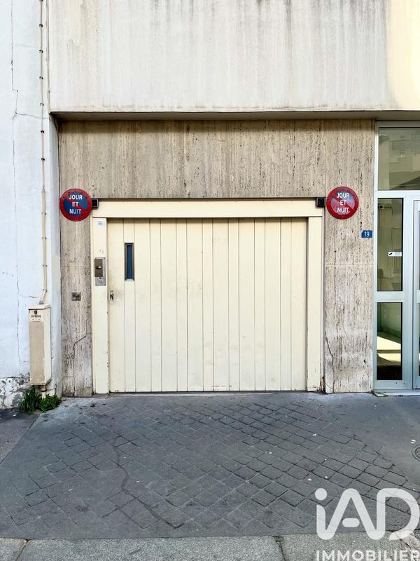 Parking - 11 m²