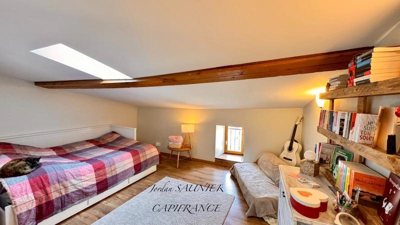 Maison - 157 m² - 6 pièces