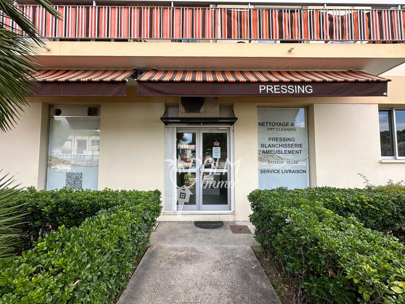 Fonds de commerce - Magasins - 59 m²