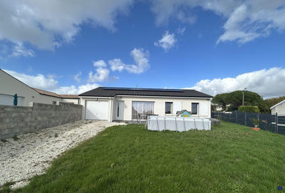 Maison - 99 m² - 4 pièces