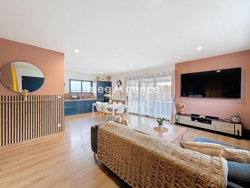 Maison - 105 m² - 5 pièces