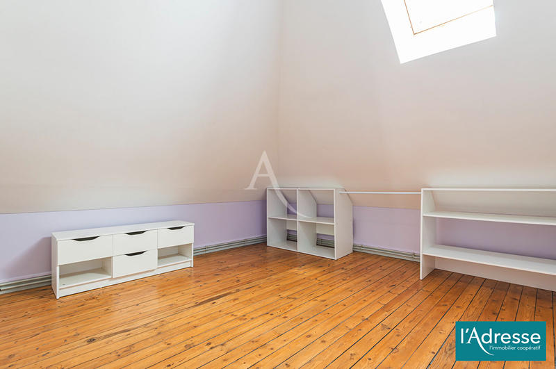 Maison - 87 m² - 5 pièces