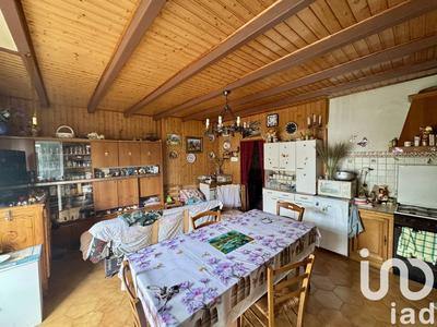 Maison - 101 m² - 5 pièces