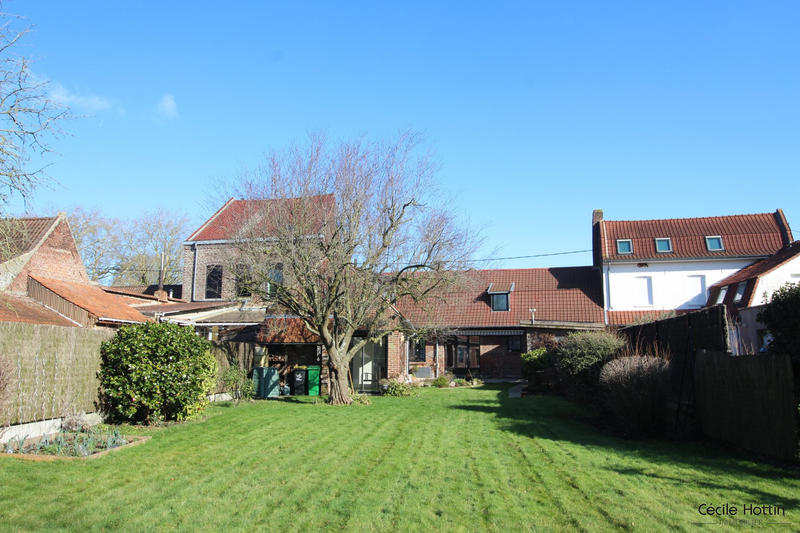 Maison ancienne - 167 m² - 6 pièces