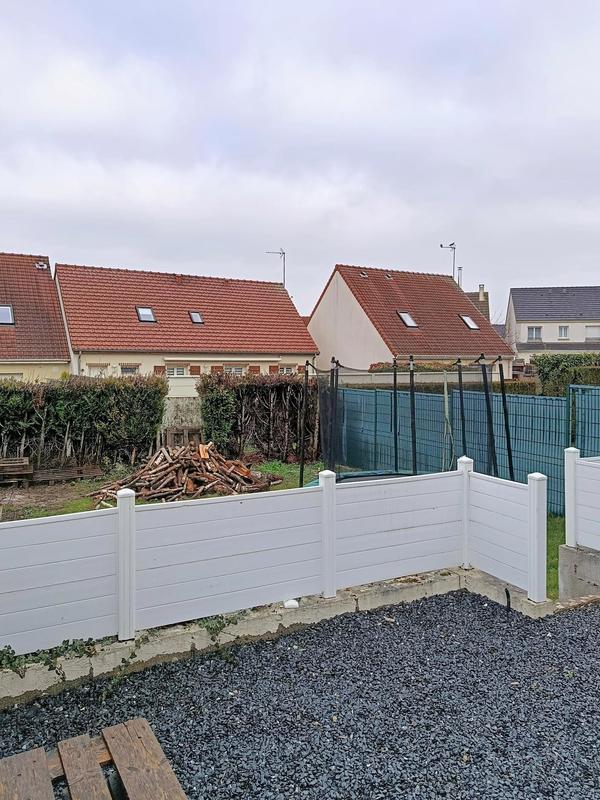 Maison - 102 m² - 5 pièces