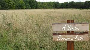 Terrain constructible - 1 400 m²