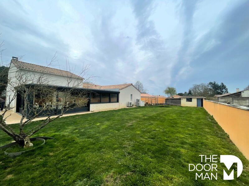 Maison - 180 m² - 6 pièces