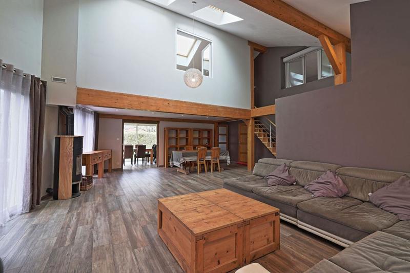 Maison - 174 m² - 5 pièces