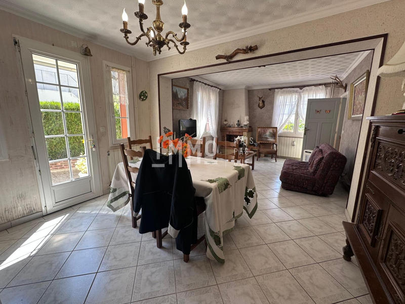 Maison - 142 m² - 6 pièces