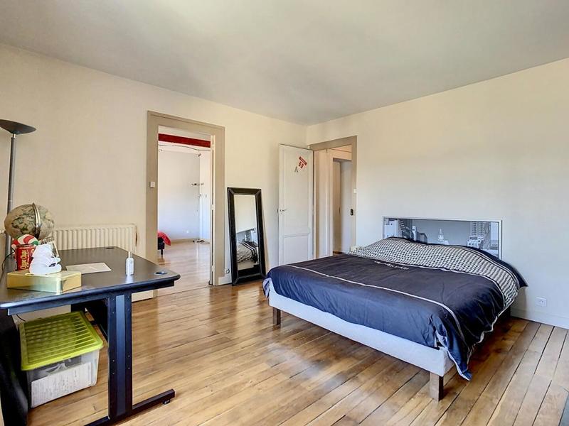 Demeure - 310 m² - 8 pièces