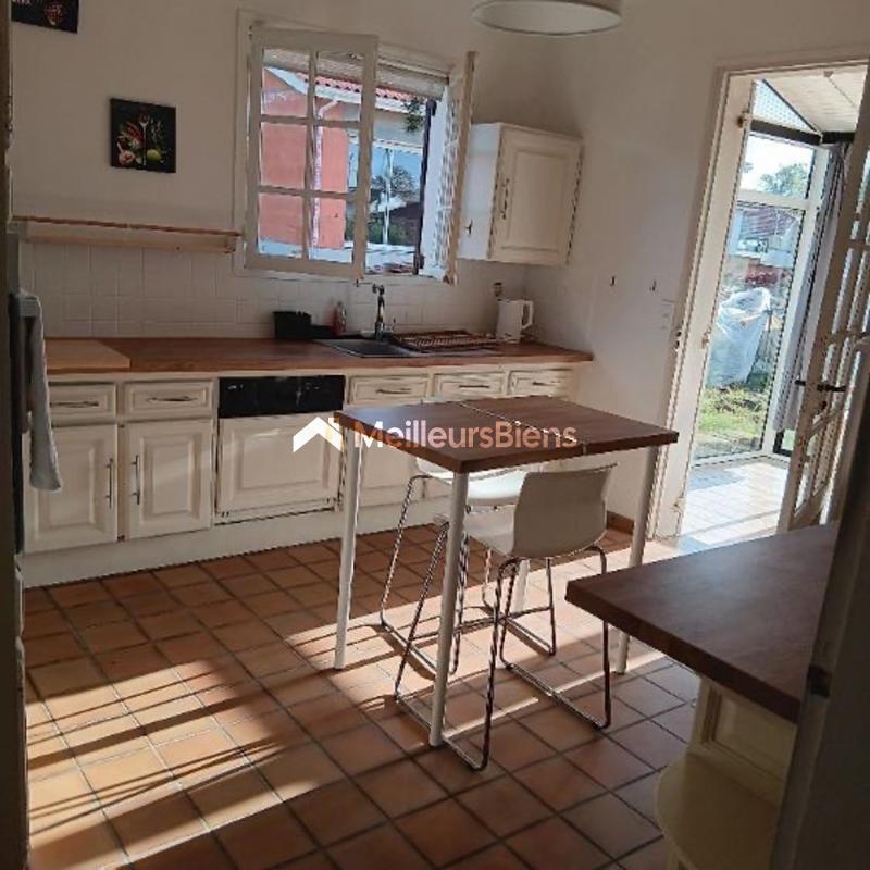 Maison - 84 m² - 5 pièces