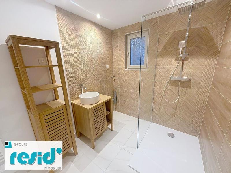 Appartement - 9 m² - 4 pièces