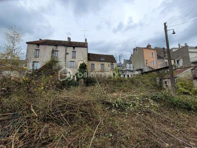Maison ancienne - 150 m² - 8 pièces