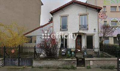 Maison - 80 m² - 4 pièces