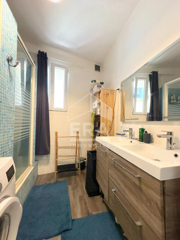 Appartement - 60 m² - 2 pièces