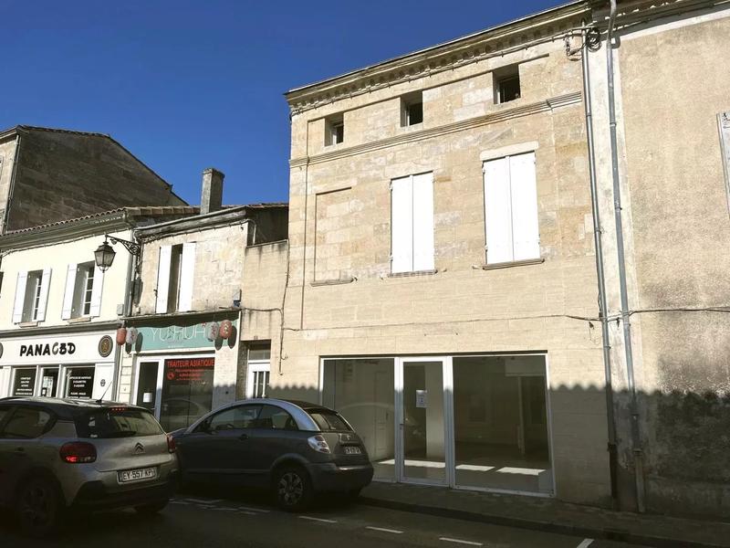Immeuble - 231 m² - 8 pièces