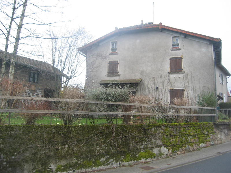 Maison de village - 130 m² - 12 pièces