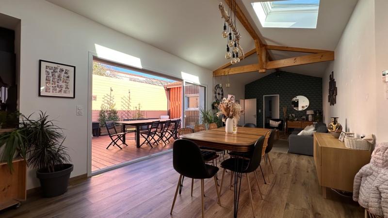 Maison - 105 m² - 4 pièces