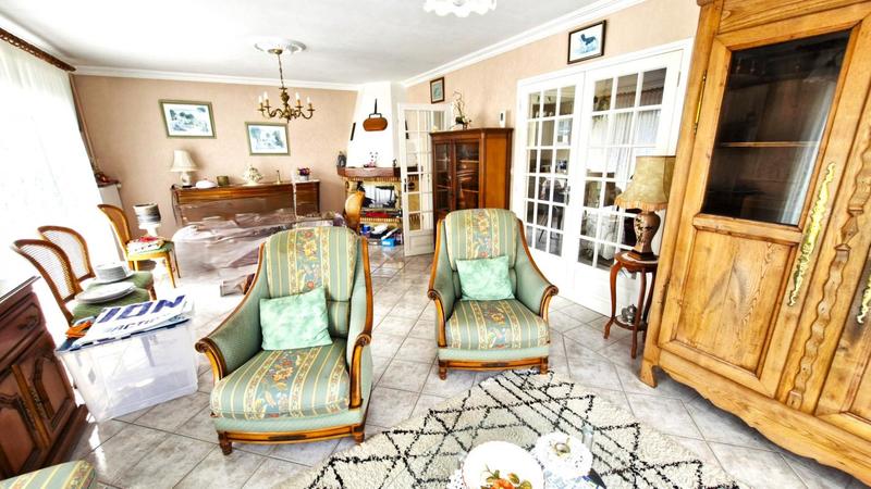 Maison traditionnelle - 98 m² - 5 pièces