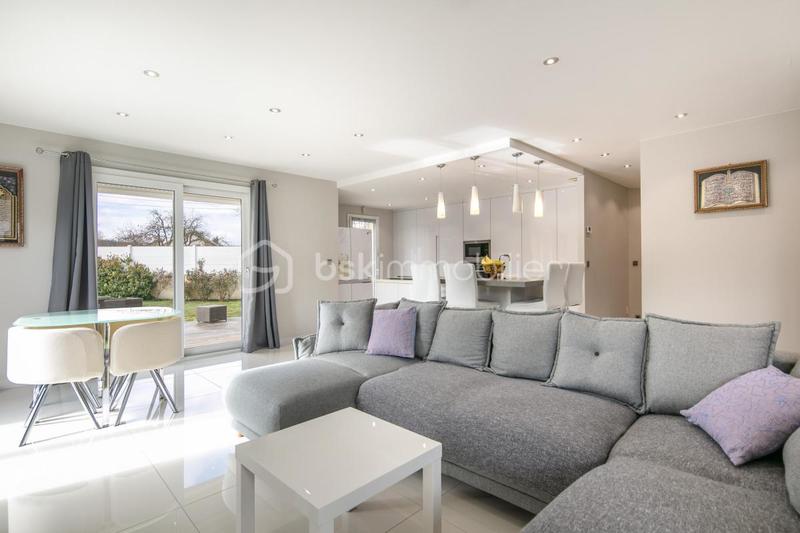 Maison - 125 m² - 5 pièces