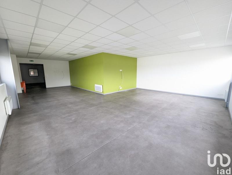 Local commercial - 1 200 m²