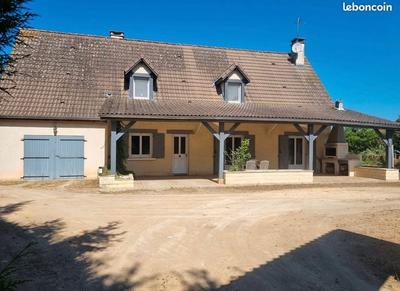 Maison - 177 m² - 5 pièces