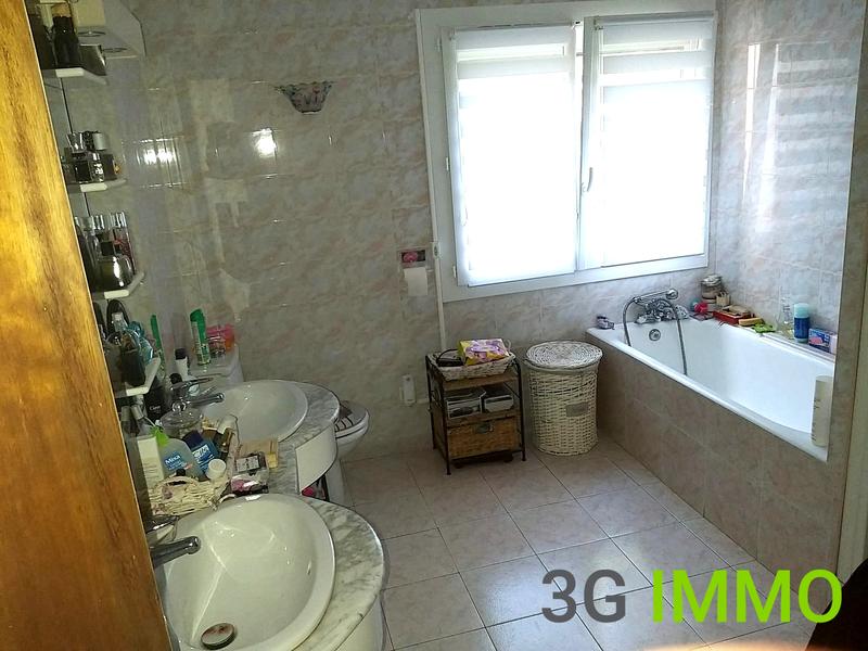 Maison - 187 m² - 7 pièces