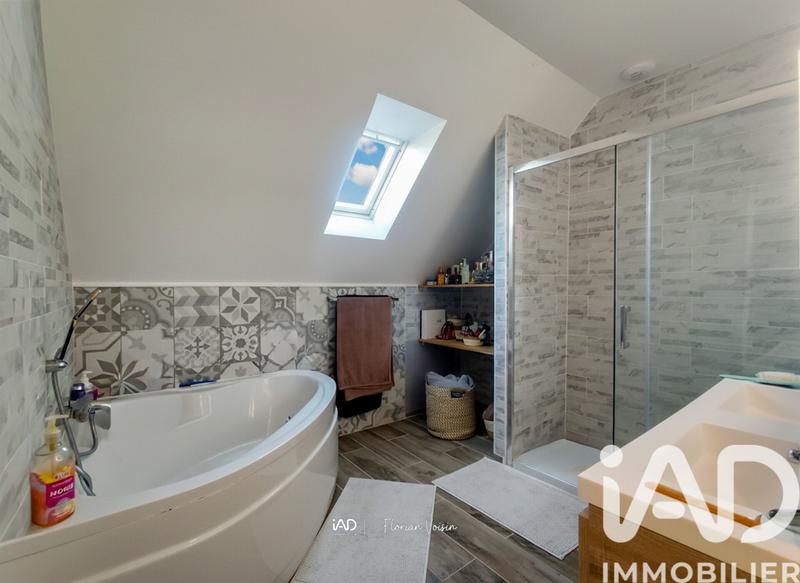 Maison - 120 m² - 5 pièces