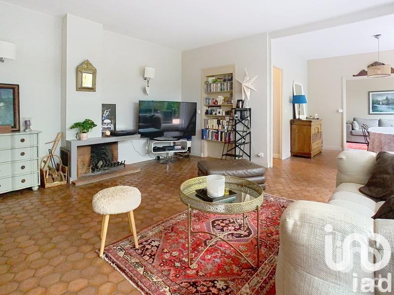 Appartement - 127 m² - 6 pièces