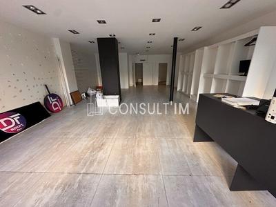 Local commercial - 91 m²