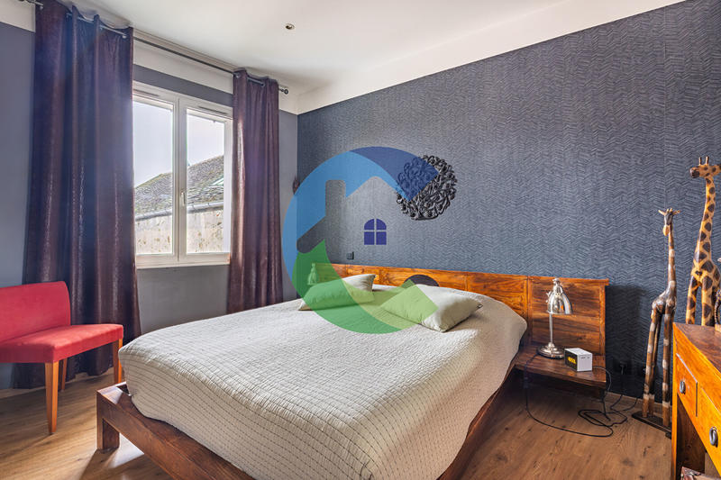 Maison - 175 m² - 7 pièces