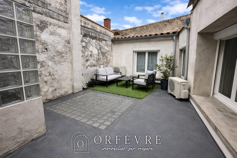 Maison - 200 m² - 7 pièces