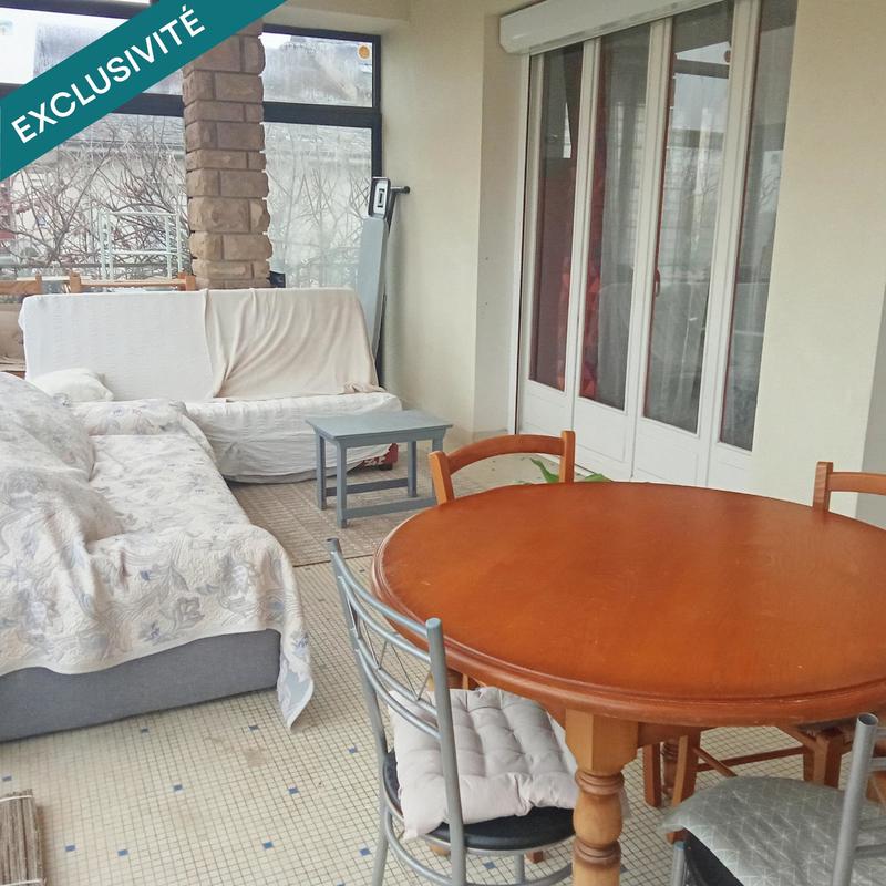 Maison - 200 m² - 9 pièces