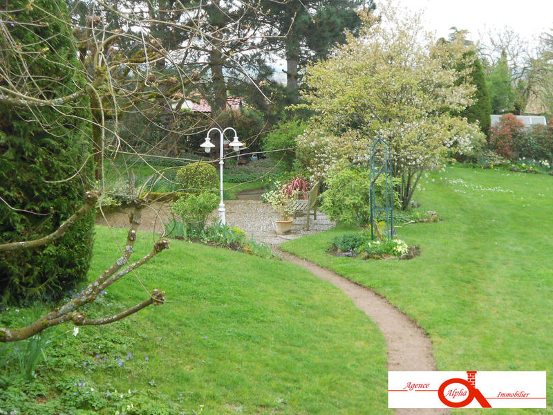 Maison - 180 m² - 6 pièces