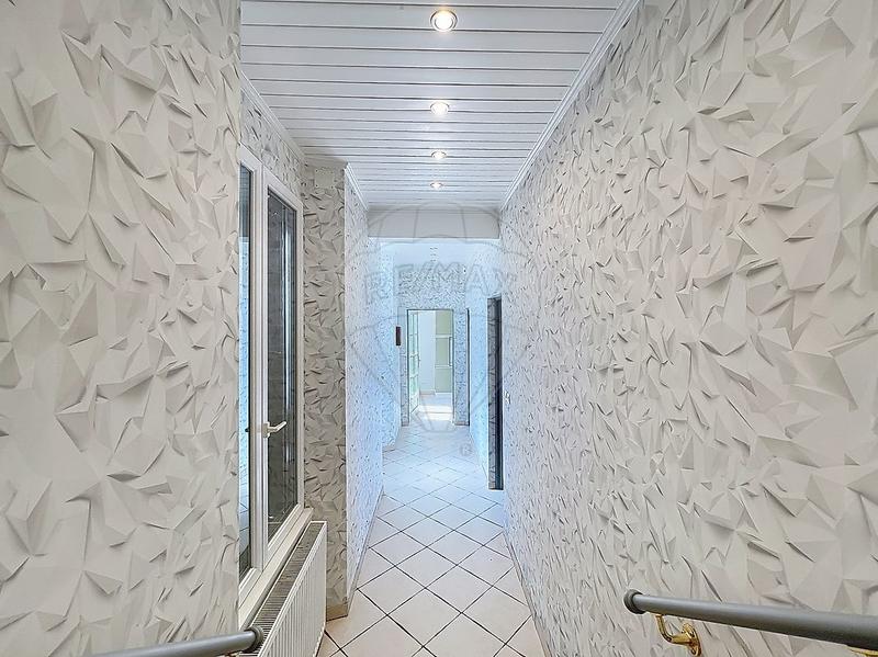 Appartement - 77 m² - 5 pièces