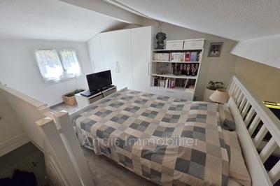 Mazet - 28 m² - 2 pièces